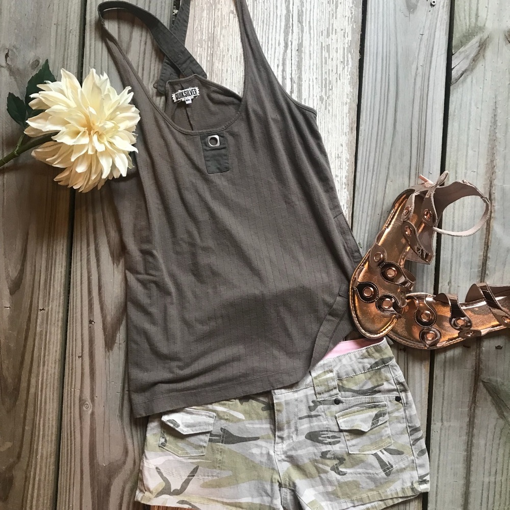 One Tuff Babe camo shorts 4/16$